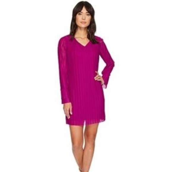 NWT Maggy London Pleated Dress Size 8 - Picture 1 of 4